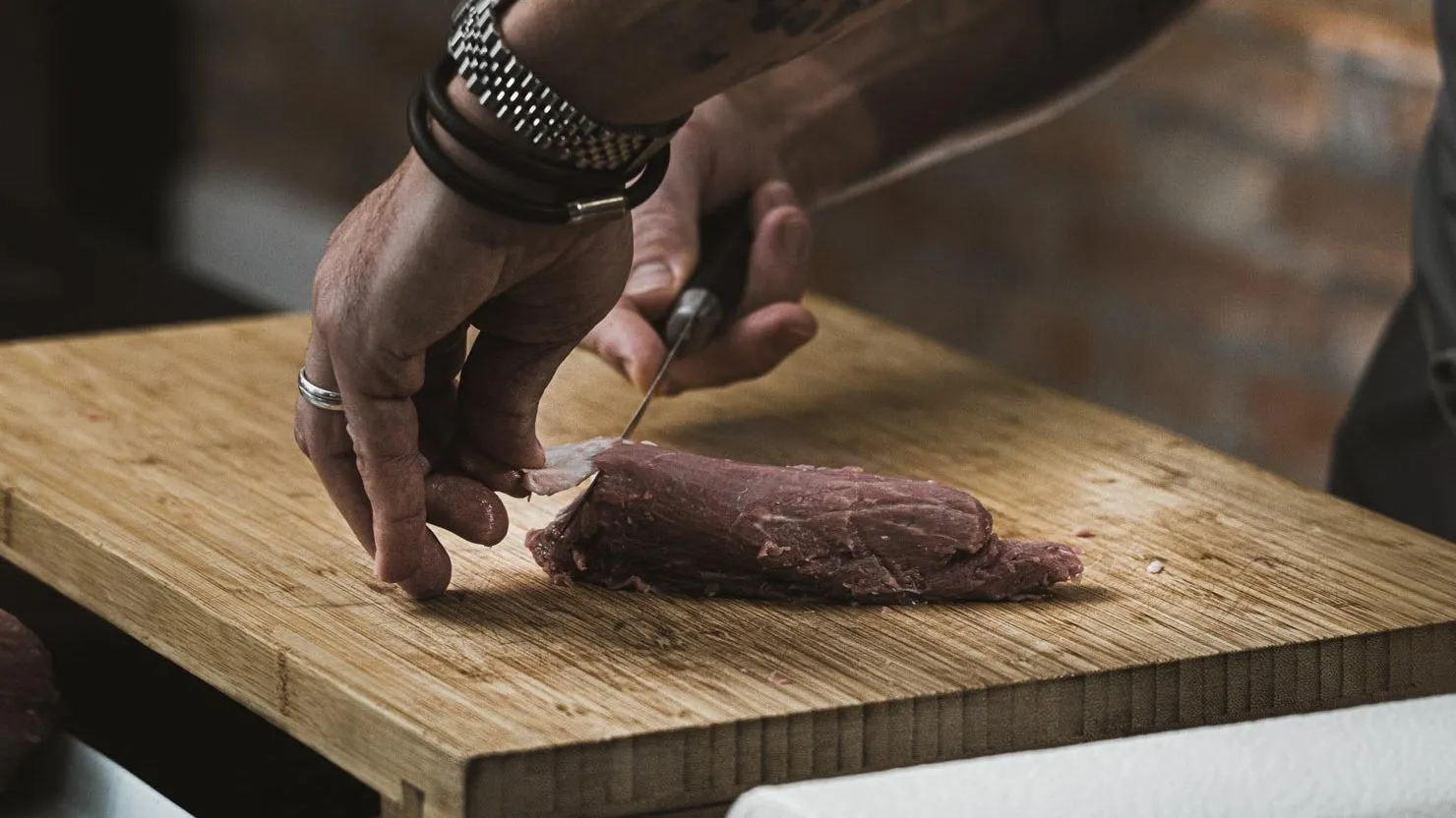 HAUPTSACHE LEIDENSCHAFT! EIN LEBEN AM LIMIT — Dine