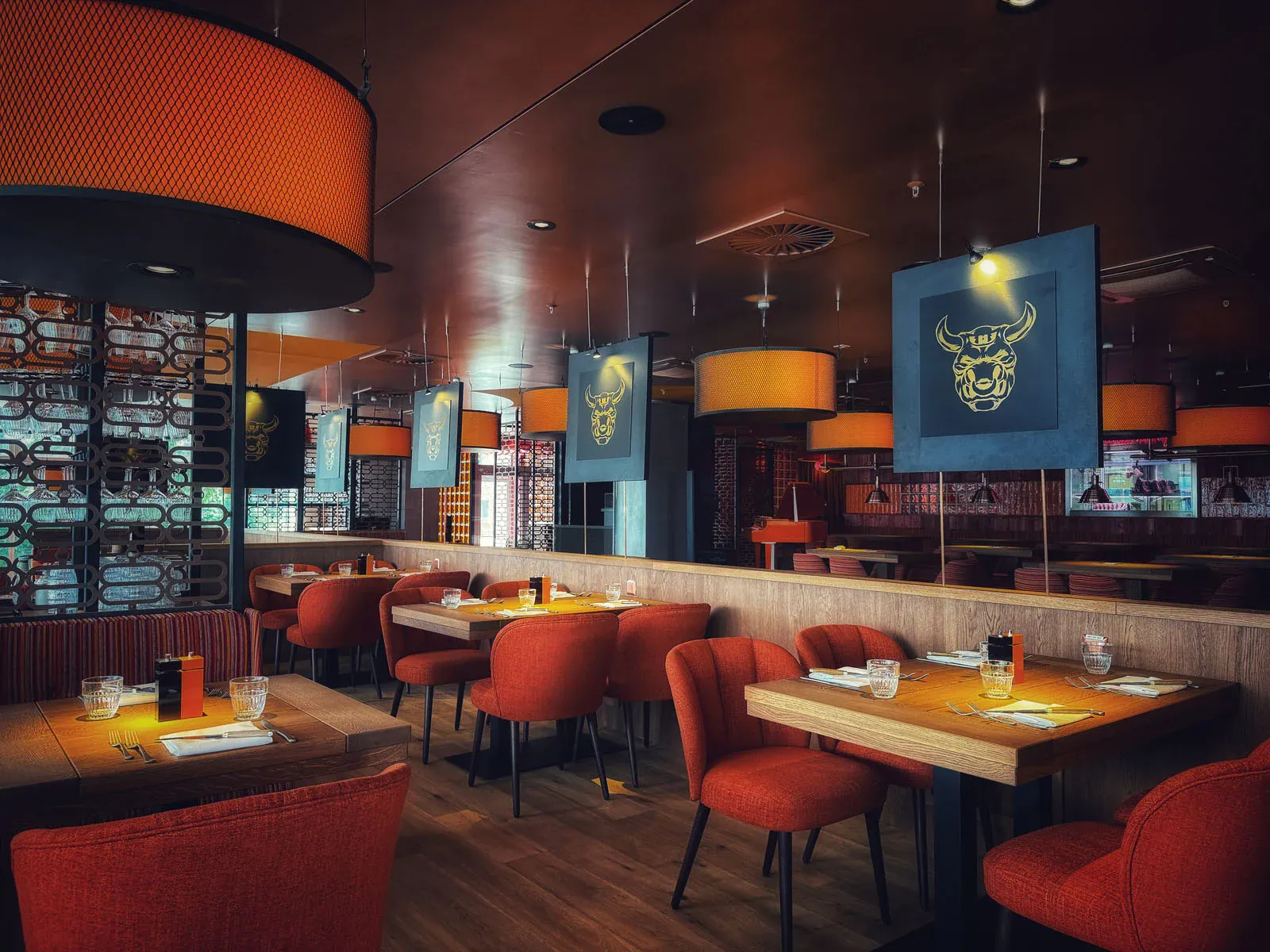 PHILIPP BERGK SETZT IN BERLIN NEUE MASSSTÄBE — Dine